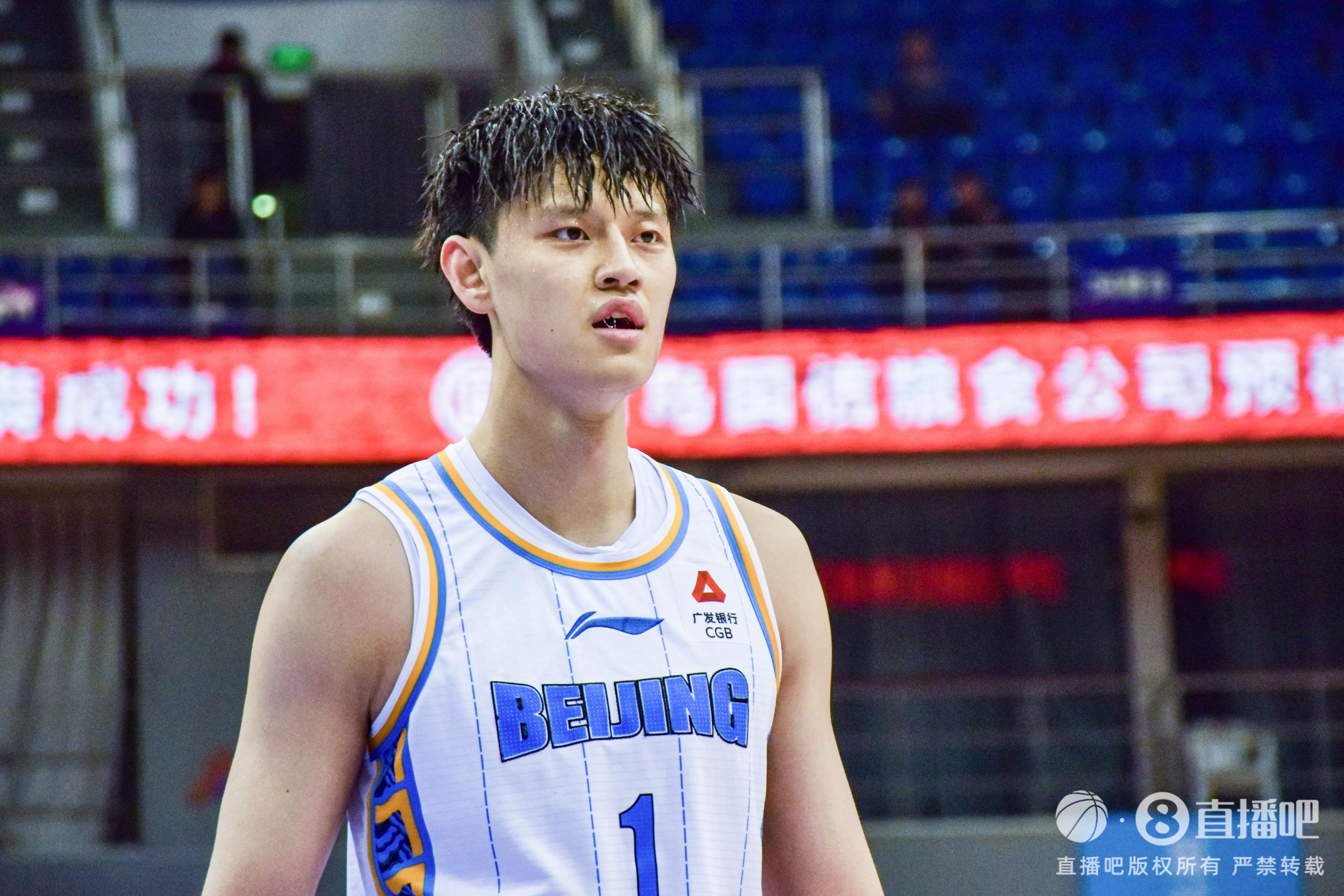 7次大帽相當炸裂！曾凡博替補砍16分7板7帽 大帽絕殺遼寧！